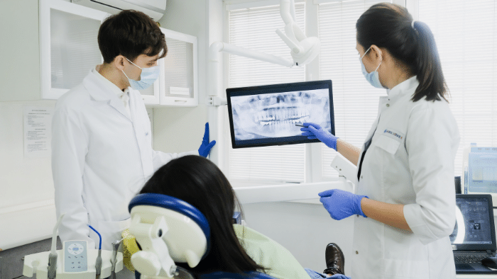 【抜歯を回避】歯周病でグラグラした歯の治療法3選